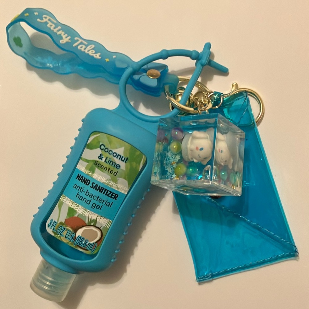 Cinnamoroll Hand Sani Keychain
